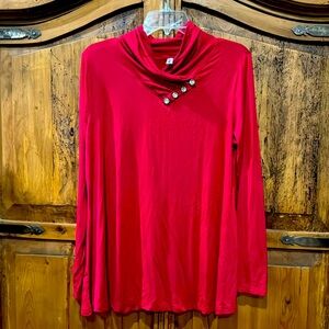 Long sleeve tee with button up neckline